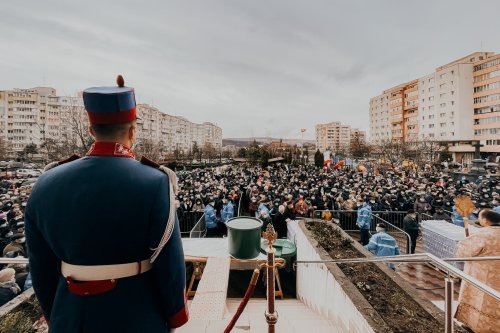 Slujba Sfințirii Mari a apei la Catedrala din Mănăștur, Cluj‑Napoca Poza 200250