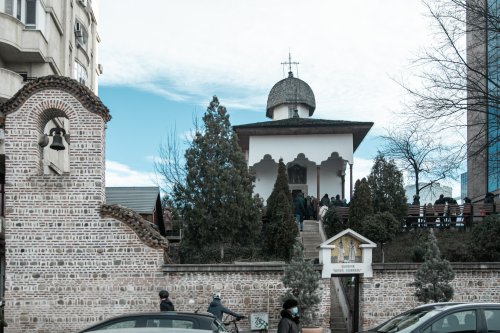 Hramul Bisericii Bucur Ciobanul din Capitală Poza 201220