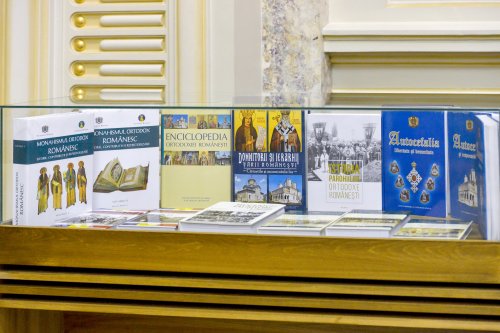 Expoziție dedicată împlinirii a 140 de ani de existență a Tipografiei Cărților Bisericești Poza 201364