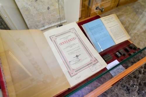 Expoziție dedicată împlinirii a 140 de ani de existență a Tipografiei Cărților Bisericești Poza 201376