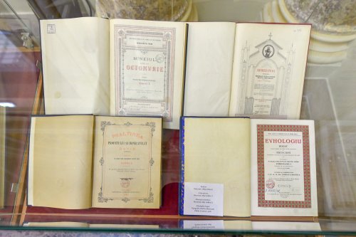 Expoziție dedicată împlinirii a 140 de ani de existență a Tipografiei Cărților Bisericești Poza 201378