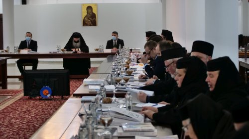 Ședința anuală a Adunării eparhiale a Arhiepiscopiei Sucevei și Rădăuților Poza 201494