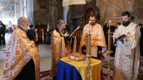 Slujbă de mulțumire în Catedrala Arhiepiscopală din Suceava, la aniversarea Unirii Principatelor Române Poza 201638