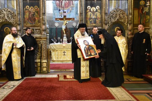 Înaltpreasfinţitul Părinte Mitropolit Andrei, cetăţean de onoare al municipiului Baia Mare Poza 201715