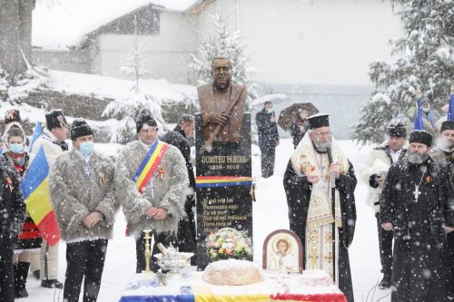 Inaugurarea bustului taragotistului Dumitru Fărcaş la Groşi, Baia Mare Poza 201852