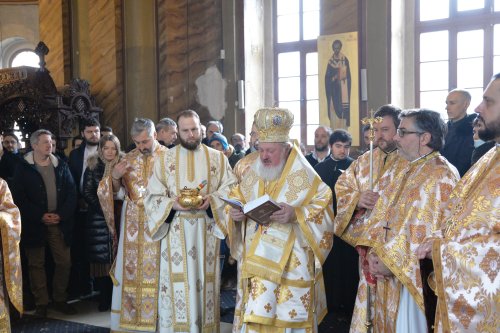 Ocrotitorii învățământului teologic cinstiți la Facultatea „Justinian Patriarhul“ Poza 202126