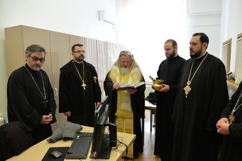 Ocrotitorii învățământului teologic cinstiți la Facultatea „Justinian Patriarhul“ Poza 202143