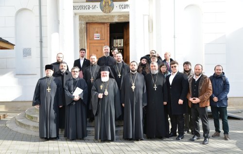 Ocrotitorii învățământului teologic cinstiți la Facultatea „Justinian Patriarhul“ Poza 202154
