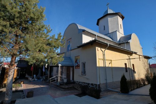 Biserica din Manolache, rod al rugăciunii enoriașilor Poza 201938