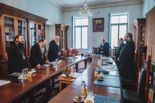 Ședință a Sinodului mitropolitan al Mitropoliei Moldovei și Bucovinei Poza 202384