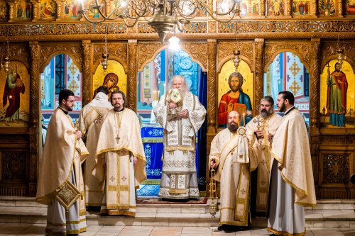 Întâmpinarea Domnului prăznuită la Catedrala Arhiepiscopală din Suceava Poza 202508