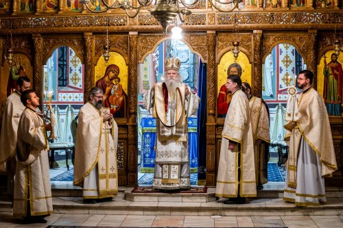 Întâmpinarea Domnului prăznuită la Catedrala Arhiepiscopală din Suceava Poza 202509