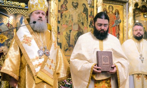 Slujire arhierească şi hirotonie la Mănăstirea Radu Vodă din Capitală Poza 202612