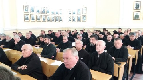 Conferințe preoțești de primăvară în Arhiepiscopia Aradului Poza 203134