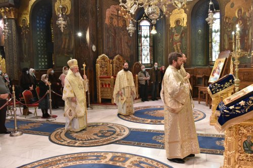 Duminica Vameşului şi a Fariseului la Catedrala Patriarhală Poza 203264