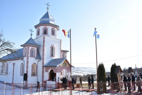Binecuvântarea lucrărilor la biserica din Pintic, județul Cluj Poza 203422