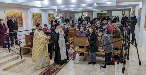 Binecuvântarea paraclisului unei parohii misionare din Timișoara Poza 203433