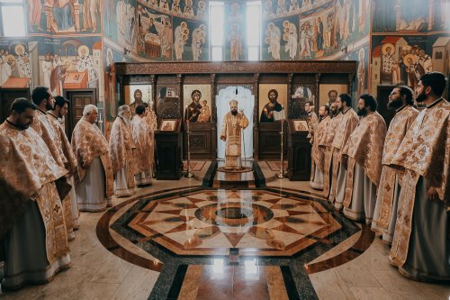 Sărbătoare la capela Facultății de Teologie Ortodoxă din Cluj‑Napoca Poza 203485