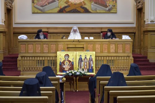 Ședința de lucru a Sfântului Sinod al Bisericii Ortodoxe Române la București  Poza 203793