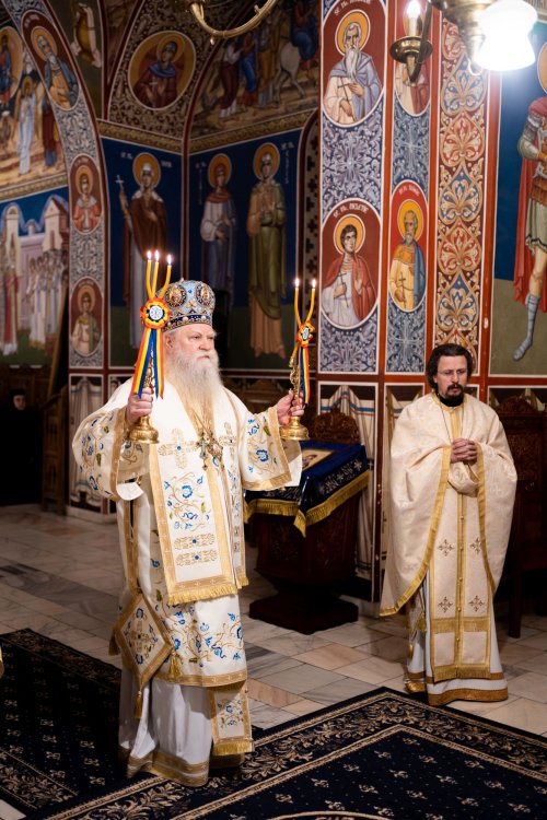 Hirotonii la Mănăstirea „Sfântul Ioan cel Nou” din Suceava Poza 203959