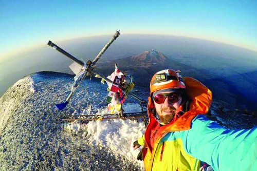 Adrian Ahriţculesei  a cucerit cel mai înalt munte din Mexic Poza 204005