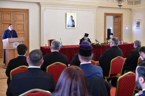 Adunarea Generală a Casei de Ajutor Reciproc a Arhiepiscopiei Bucureștilor Poza 204160