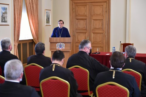 Adunarea Generală a Casei de Ajutor Reciproc a Arhiepiscopiei Bucureștilor Poza 204162