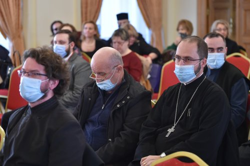 Adunarea Generală a Casei de Ajutor Reciproc a Arhiepiscopiei Bucureștilor Poza 204166