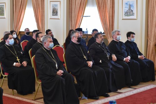Adunarea Generală a Casei de Ajutor Reciproc a Arhiepiscopiei Bucureștilor Poza 204171