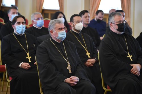 Adunarea Generală a Casei de Ajutor Reciproc a Arhiepiscopiei Bucureștilor Poza 204173