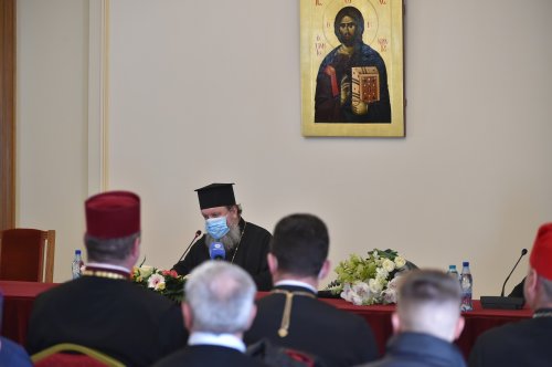 Adunarea Generală a Casei de Ajutor Reciproc a Arhiepiscopiei Bucureștilor Poza 204177