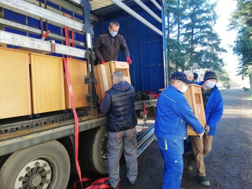 Donație de mobilier pentru spitalul din Gătaia, județul Timiș Poza 204150