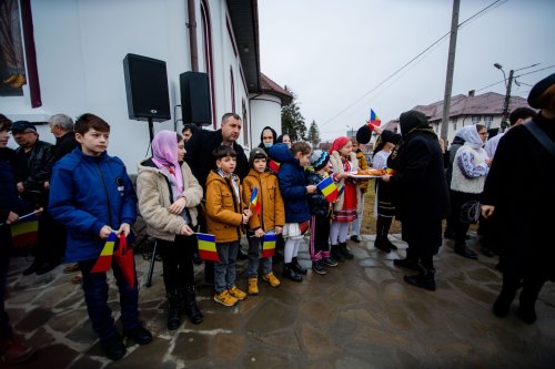 Resfinţirea Bisericii „Adormirea Maicii Domnului” din Sita Buzăului Poza 204237