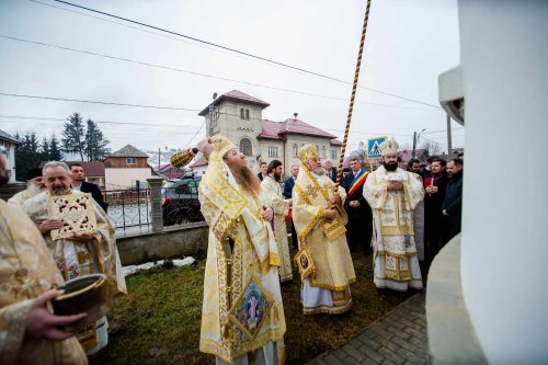 Resfinţirea Bisericii „Adormirea Maicii Domnului” din Sita Buzăului Poza 204260