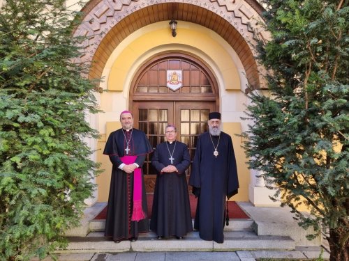 Nunţiul Apostolic din România, în vizită la Alba Iulia Poza 204385