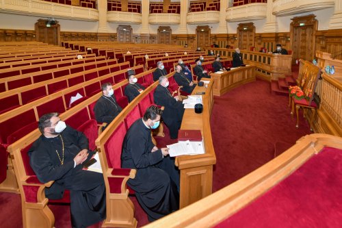 Ședință anuală a Adunării eparhiale a Arhiepiscopiei Bucureștilor Poza 204428
