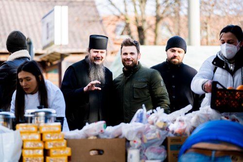 Arhiepiscopia Sucevei și Rădăuților sprijină cetățenii ucraineni greu încercați  Poza 204622
