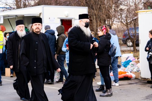 Arhiepiscopia Sucevei și Rădăuților sprijină cetățenii ucraineni greu încercați  Poza 204649