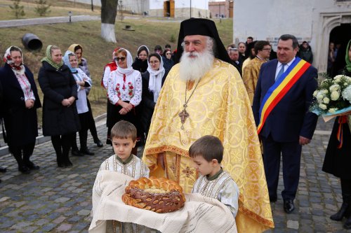 Apel la rugăciune și milostenie făcut de Mitropolitul Moldovei și Bucovinei Poza 204710