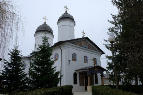 Tradiție și înnoire la Mănăstirea Ţigănești Poza 205116