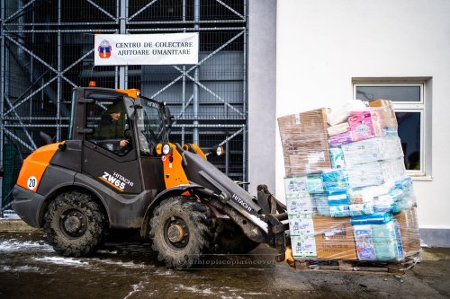 Arhiepiscopia Clujului a trimis peste 150 de tone de ajutoare în Ucraina Poza 206295