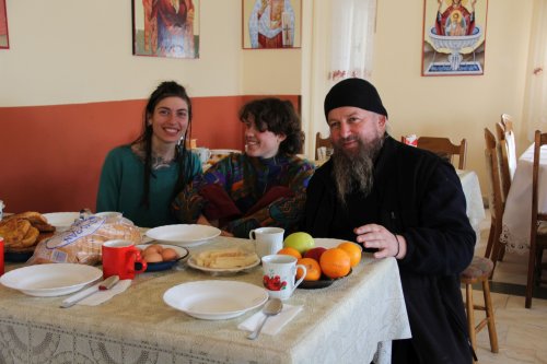 Mănăstirea Petrova, un pol al umanităţii în vremuri de refugiu Poza 205823