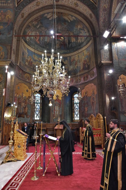 Ultima parte a Canonului de pocăință la Catedrala Patriarhală Poza 206003