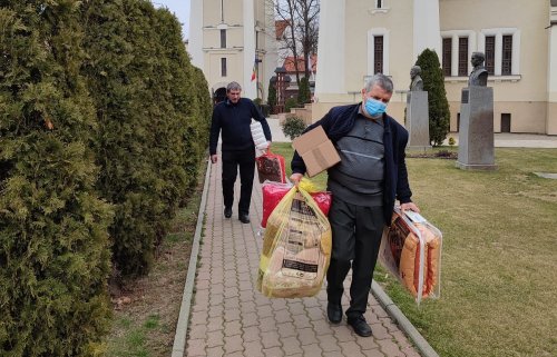 Acțiuni umanitare pentru Ucraina în Arhiepiscopia Timișoarei Poza 206055