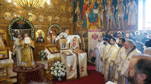 Sărbătorirea Sfântului Simeon Noul Teolog la biserica sa din Mănăstirea Cașin Poza 206130