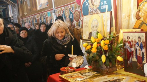 Sărbătorirea Sfântului Simeon Noul Teolog la biserica sa din Mănăstirea Cașin Poza 206141