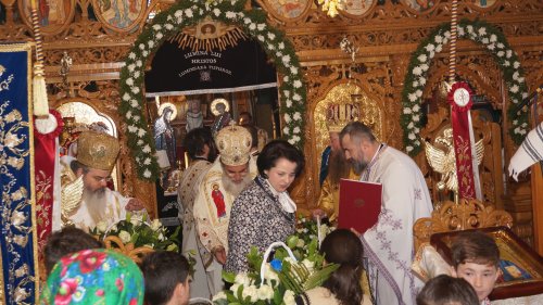 Sărbătorirea Sfântului Simeon Noul Teolog la biserica sa din Mănăstirea Cașin Poza 206149