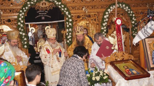 Sărbătorirea Sfântului Simeon Noul Teolog la biserica sa din Mănăstirea Cașin Poza 206151