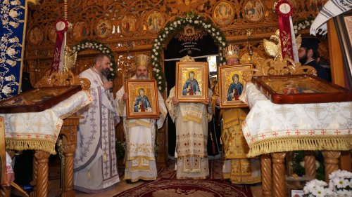 Sărbătorirea Sfântului Simeon Noul Teolog la biserica sa din Mănăstirea Cașin Poza 206156