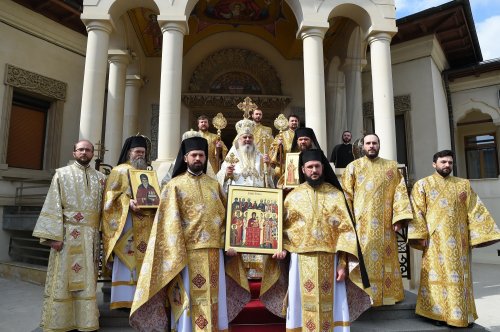 Duminica Ortodoxiei la Catedrala Patriarhală din București Poza 206257